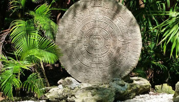 FOR BRAVE ONES: Aztec horoscope reads your destiny according to your date of birth!