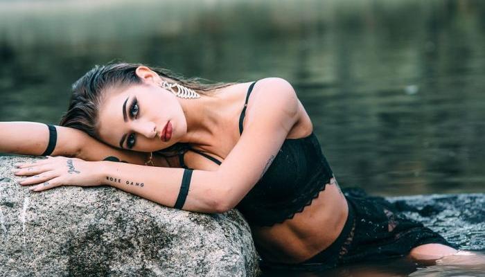 Horoscope: Who attracts you magnetically and from whom do you run away as far as possible