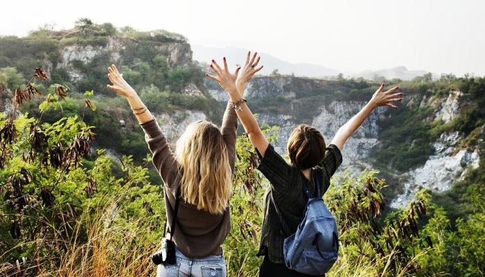 REMOVE TOXIC PEOPLE FROM YOUR LIFE: The rule of three reveals who your true friends are!