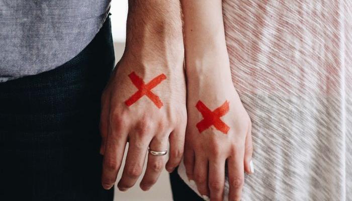Zodiac Sign and braking up: Libra is blaming, Cancer is grieving, and Scorpio takes revenge...