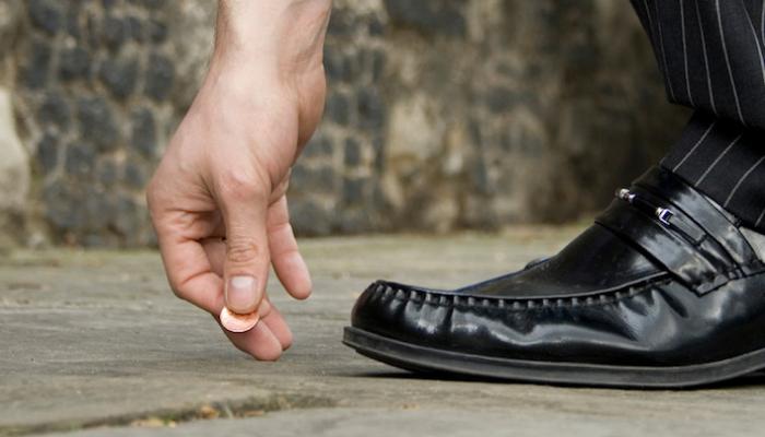 YOU FOUND A COIN ON THE STREET? Each has its own meaning, and here’s which one is the luckiest!