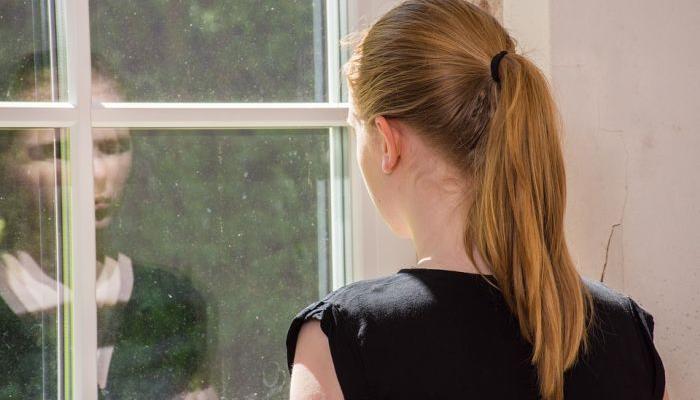 THIS IS HOW YOUR INTUITION WARNS YOU: Listen to your body before making a difficult decision